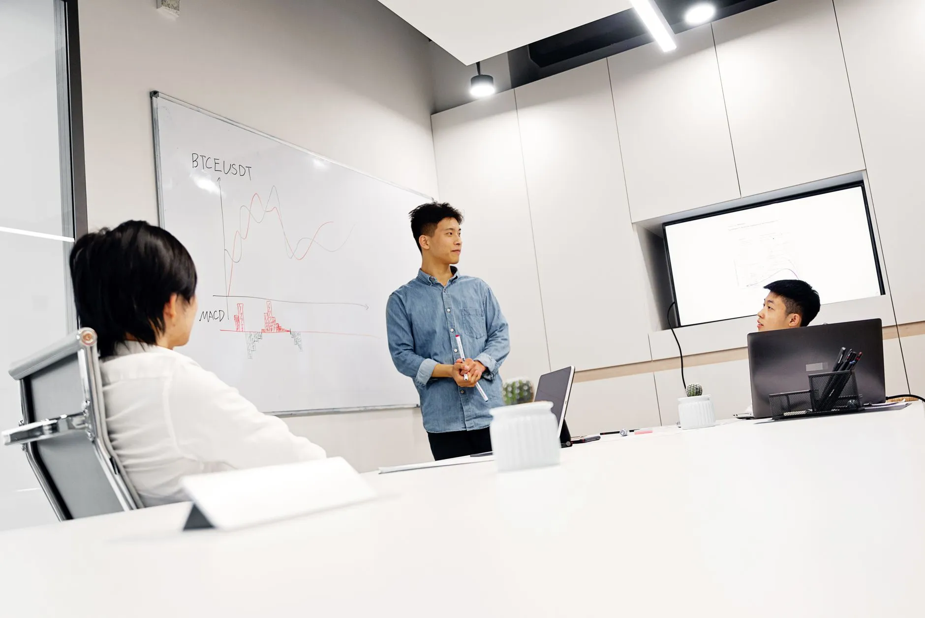 重庆企业如何选择打印纸与复印纸的规格与克重