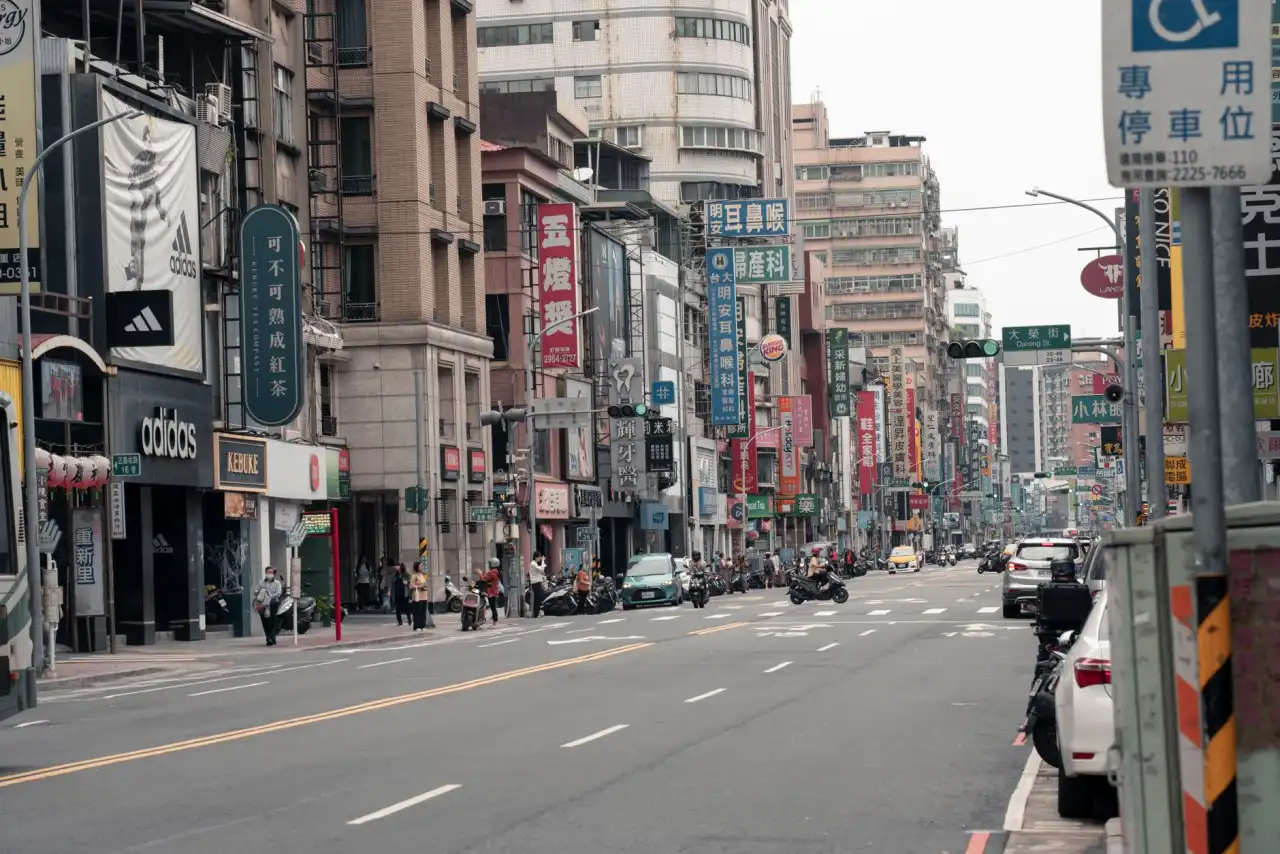 2024年打印纸市场趋势分析：重庆企业如何优化办公用纸采购成本