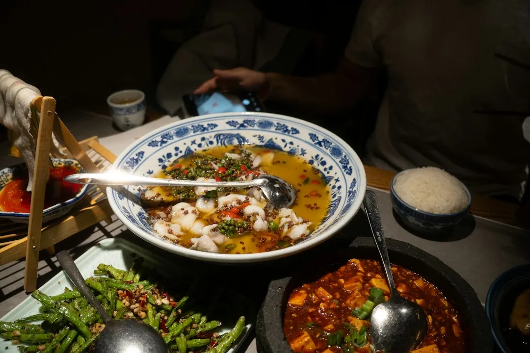 复印纸白度与挺度指标对高速打印设备的影响研究